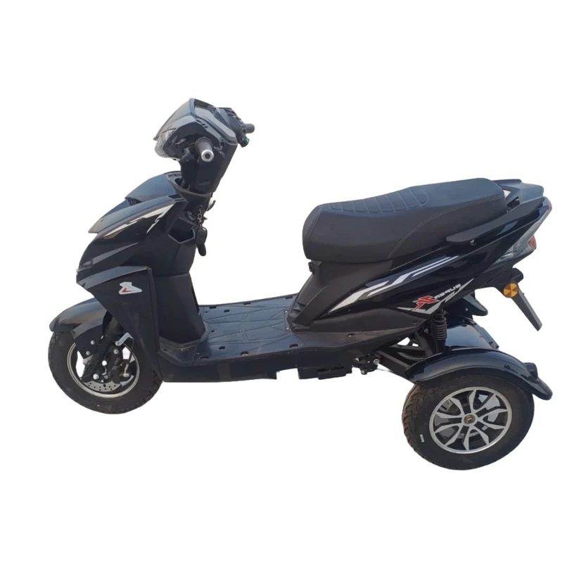 Green Invicta Super 60kms Range Three Wheel Electric Scooter - Image 2